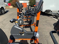 Matrix u5x uprightbike home trainer - afbeelding 1 van  6