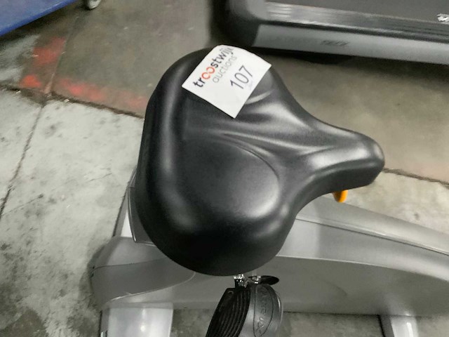 Matrix u5x uprightbike home trainer - afbeelding 2 van  5