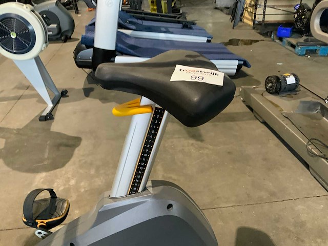 Matrix u5x uprightbike home trainer - afbeelding 5 van  6