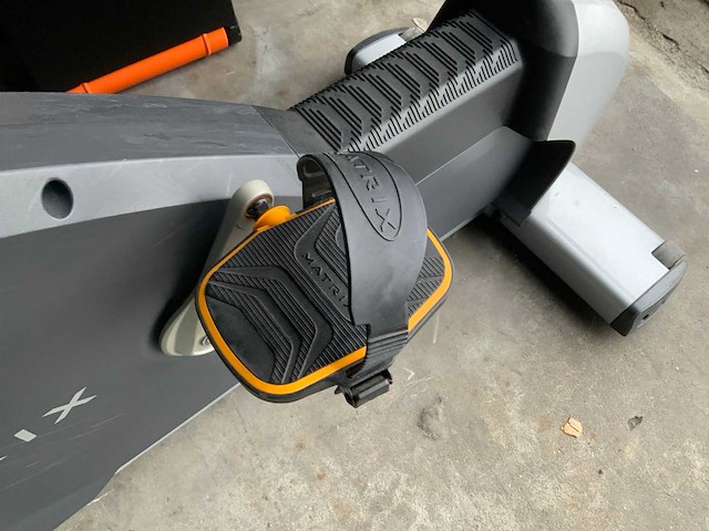 Matrix u5x uprightbike home trainer - afbeelding 4 van  5