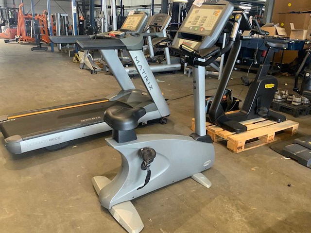 Matrix u5x uprightbike home trainer - afbeelding 4 van  4