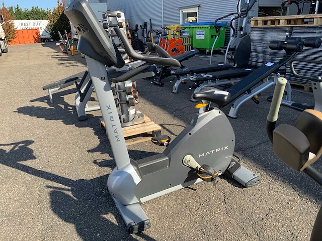 Matrix u5x uprightbike home trainer - afbeelding 1 van  3
