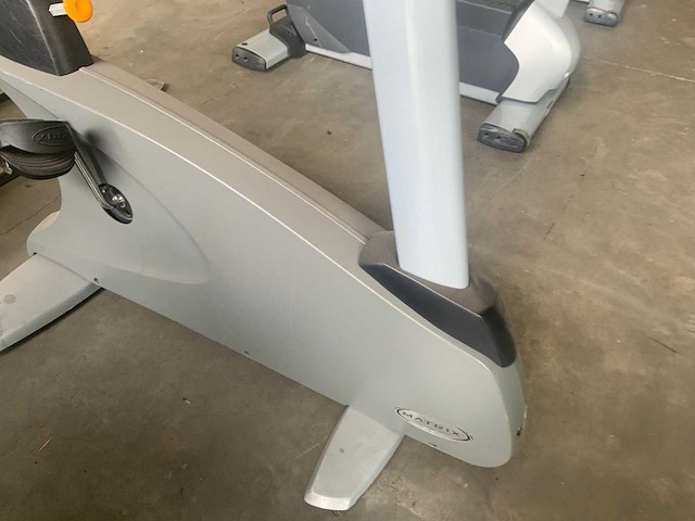 Matrix u5x uprightbike home trainer - afbeelding 2 van  5