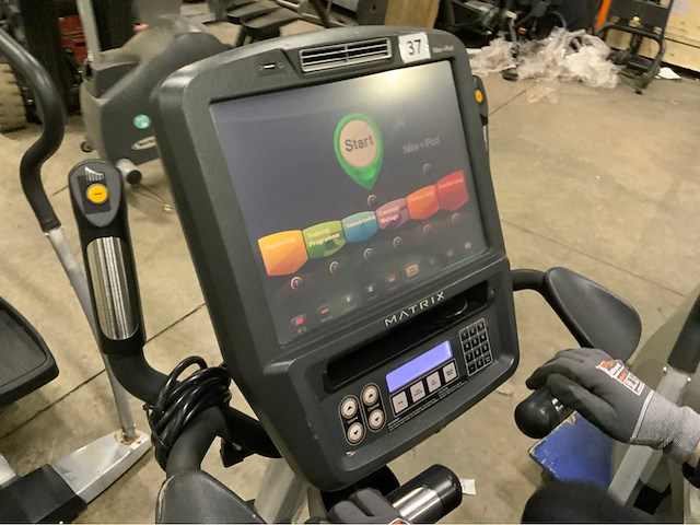 Matrix u7xe uprightbike home trainer - afbeelding 5 van  6