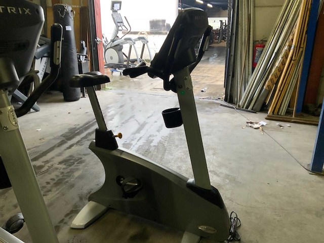 Matrix u7xe uprightbike home trainer - afbeelding 3 van  4