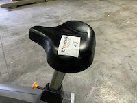 Matrix u7xe uprightbike home trainer - afbeelding 1 van  6