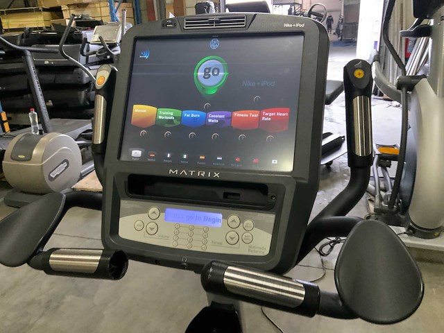 Matrix u7xe uprightbike home trainer - afbeelding 2 van  6