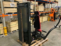 Matrix versa pec fly rear delt krachtstation - afbeelding 6 van  7