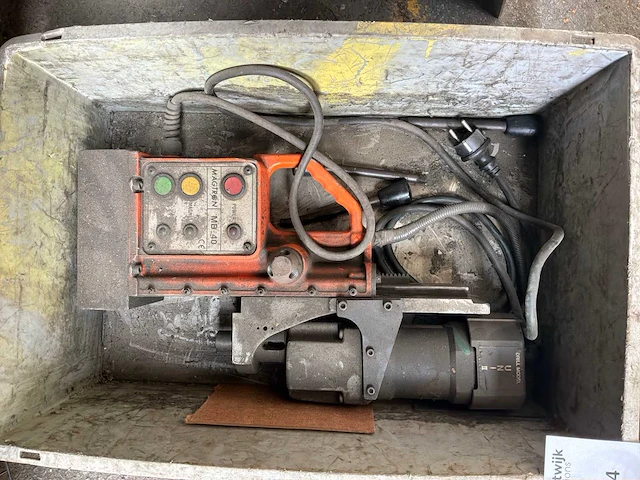 Matrone mb40 kolomboormachine - afbeelding 1 van  3
