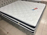 Mattresses - afbeelding 2 van  3