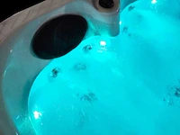Mawialux - oxford - jacuzzi en buitenspa - afbeelding 7 van  9