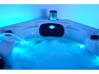 Mawialux 5-persoons buitenspa met balboa en wifi (bomvol opties en 83 massage jets) - grijze kuipkleur - afbeelding 27 van  131