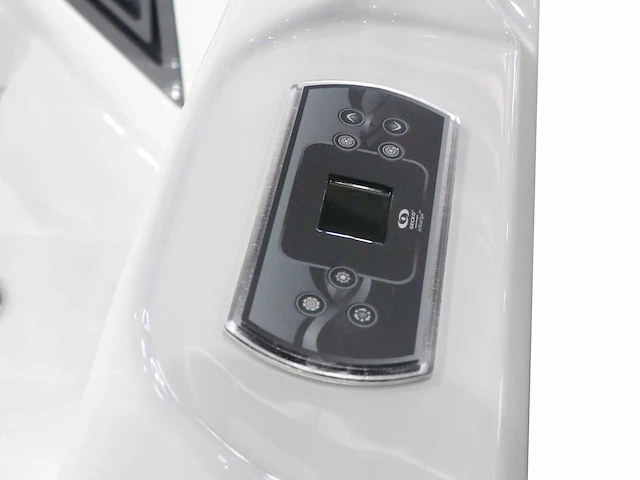 Mawialux 5-persoons buitenspa met bluetooth - witte binnenkuip - afbeelding 3 van  7