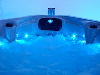 Mawialux 7-persoons buitenspa met balboa en wifi (bomvol opties en 100 massage jets) - grijze binnenkuip - afbeelding 97 van  115