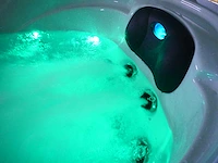 Mawialux 7-persoons buitenspa met balboa en wifi (bomvol opties en 100 massage jets) - grijze binnenkuip - afbeelding 115 van  115