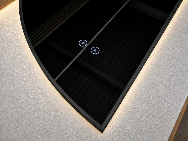 Mawialux decoratieve halve maan led spiegel in 180 of 200cm (zonder rand of mat zwart/goud rand) - afbeelding 15 van  19