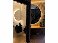 Mawialux decoratieve halve maan led spiegel in 180 of 200cm (zonder rand of mat zwart/goud rand) - afbeelding 6 van  8