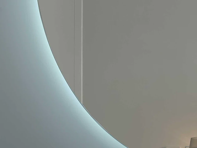 Mawialux half rond design led spiegel (130-160cm keuze) - afbeelding 4 van  7
