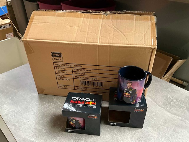 Max verstappen red bull racing mok in geschenkdoos (20x) - afbeelding 2 van  6