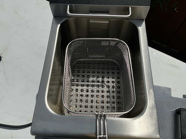 Maxima mif8l-3,50e inductie friteuse - afbeelding 5 van  6
