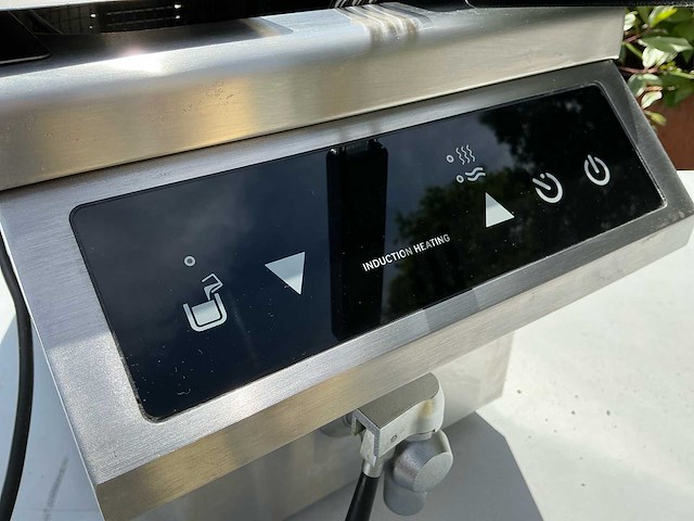 Maxima mif8l-3,50e inductie friteuse - afbeelding 4 van  6