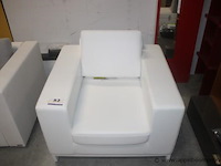 Maxx middenhoekelement + 2 rugkussens | maxx middenhoekelement + 2 rugkussens | max lounge - ice white armstoel incl.kussen - afbeelding 3 van  4