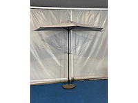 Maxxgarden - muurparasol met voet - afbeelding 1 van  3