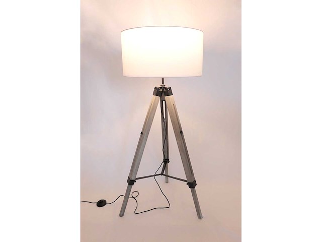 Maxxhome 21773 vloerlamp 145cm incl stoffen kap nieuw - afbeelding 1 van  6