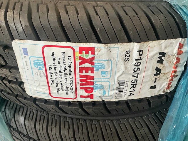 Maxxis 4-season p195/75r14 aanhangerband (2x) - afbeelding 1 van  1