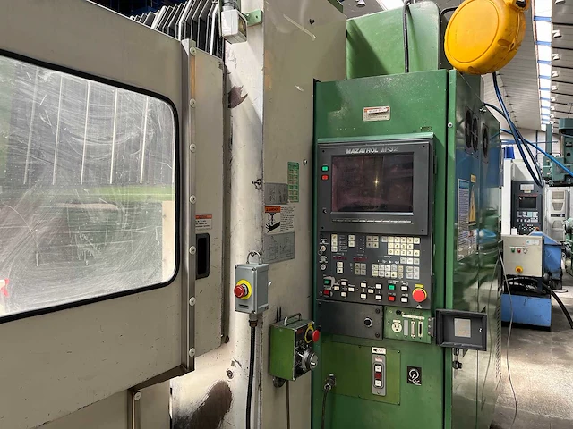 Mazak - 1989 - ajv60/80 - verticale machinecentra - afbeelding 3 van  7