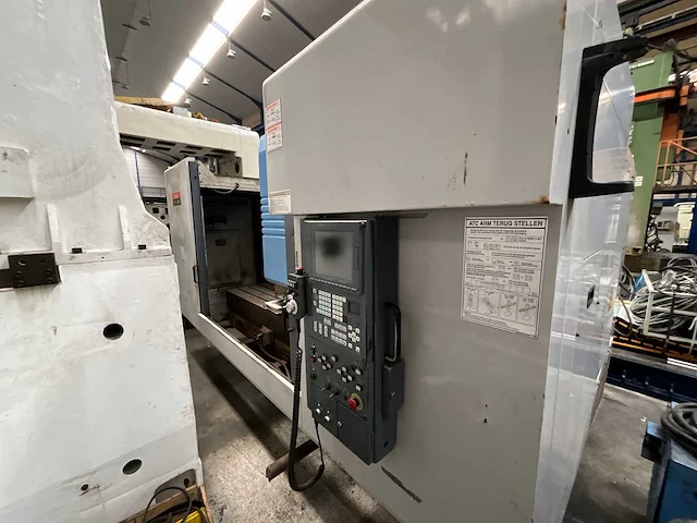 Mazak - vtc 300c - verticale machinecentra - afbeelding 7 van  10