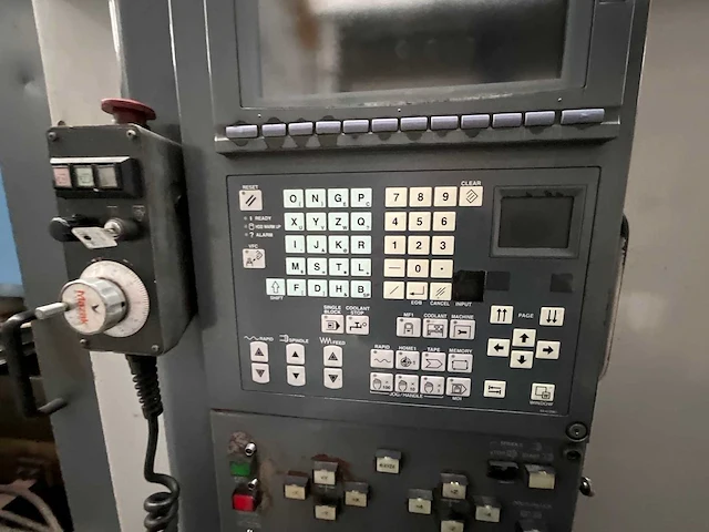 Mazak - vtc 300c - verticale machinecentra - afbeelding 8 van  10