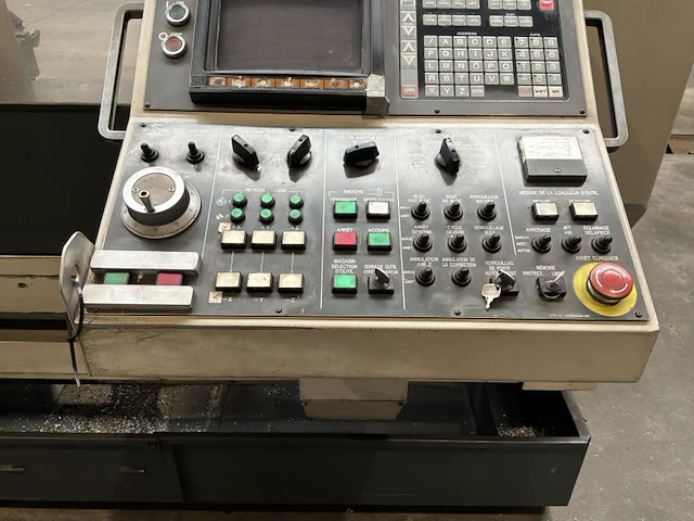Mazak mazak vtc-41l verticaal cnc-bewerkingscentrum - afbeelding 2 van  15