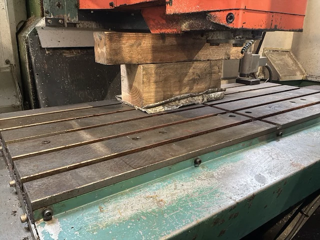 Mazak mt-v-515 verticaal cnc-bewerkingscentrum - afbeelding 3 van  18