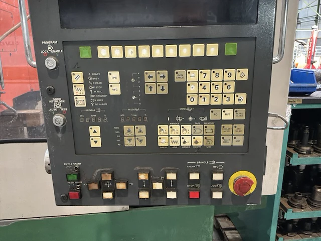 Mazak mt-v-515 verticaal cnc-bewerkingscentrum - afbeelding 15 van  18