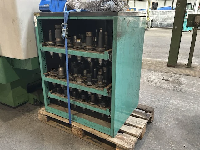 Mazak mt-v-515 verticaal cnc-bewerkingscentrum - afbeelding 17 van  18