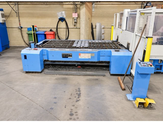 Mazak super turbo-x 48 mk ii co₂ lasersnijmachine - afbeelding 6 van  13