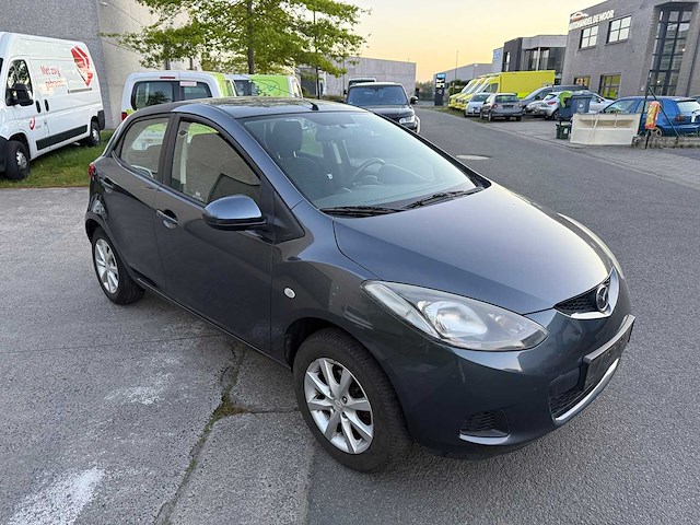 Mazda - 2008 - 2 - personenauto - afbeelding 2 van  19