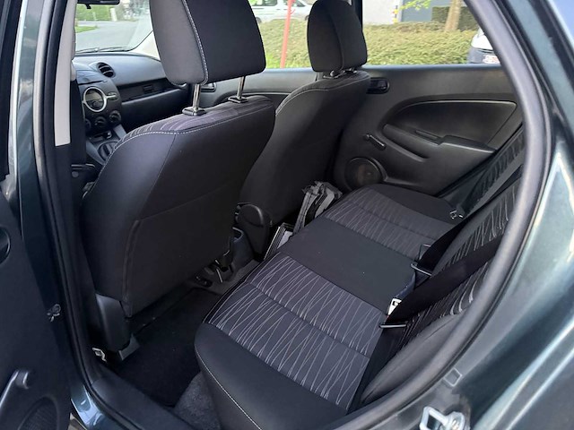 Mazda - 2008 - 2 - personenauto - afbeelding 2 van  18