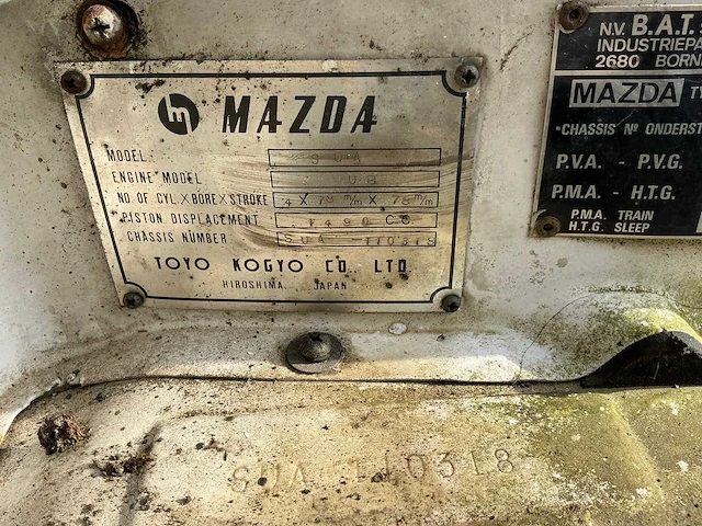 Mazda 1500 sedan su4a vintage auto's > 15 - afbeelding 22 van  22