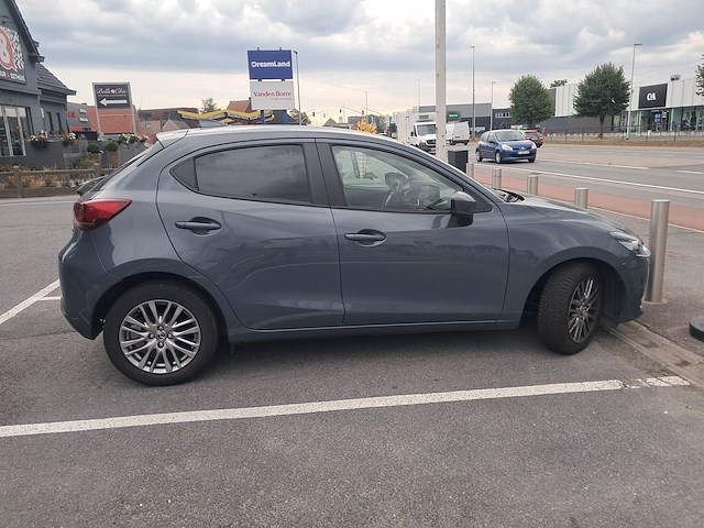 Mazda 2 - afbeelding 12 van  21