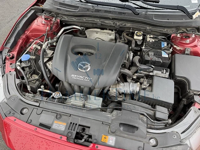 Mazda 3 sedan 1.5i skydrive, 2015 - afbeelding 19 van  30