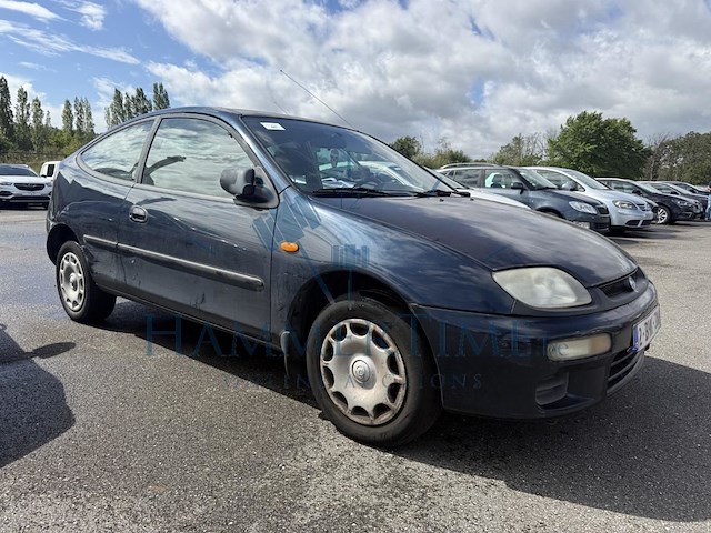Mazda 323, 1996 - afbeelding 23 van  35