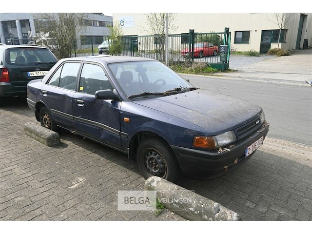 Mazda 323 - afbeelding 1 van  9