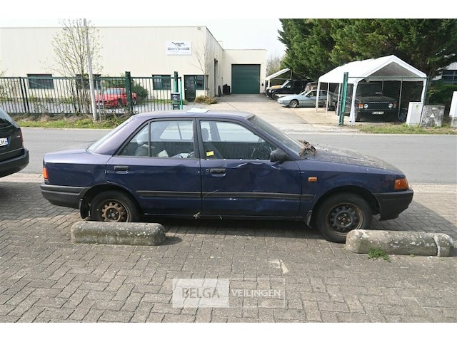 Mazda 323 - afbeelding 3 van  9