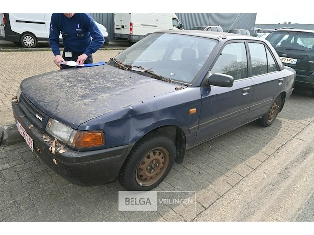 Mazda 323 - afbeelding 8 van  9