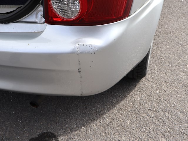 Mazda 323f - jmzbj143231520538 - 2003 - afbeelding 3 van  26
