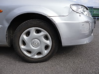 Mazda 323f - jmzbj143231520538 - 2003 - afbeelding 6 van  26