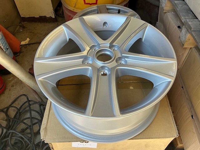 Mazda aluminium velg (4x) - afbeelding 1 van  6