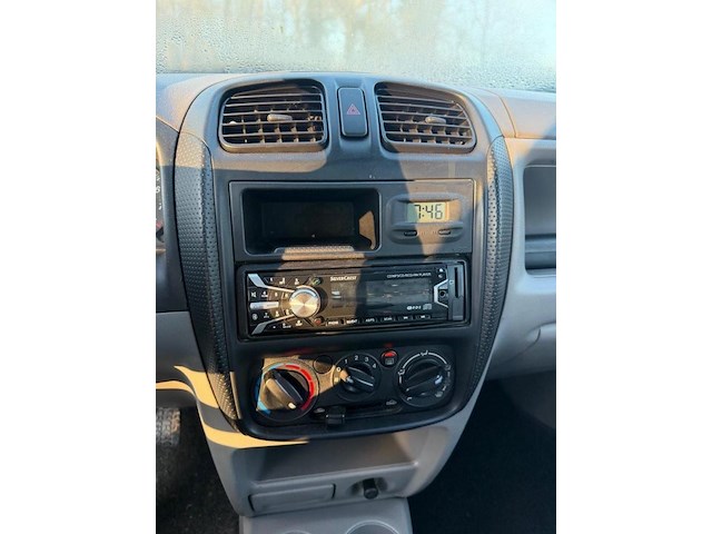 Mazda demio demio, 2002 - afbeelding 2 van  23